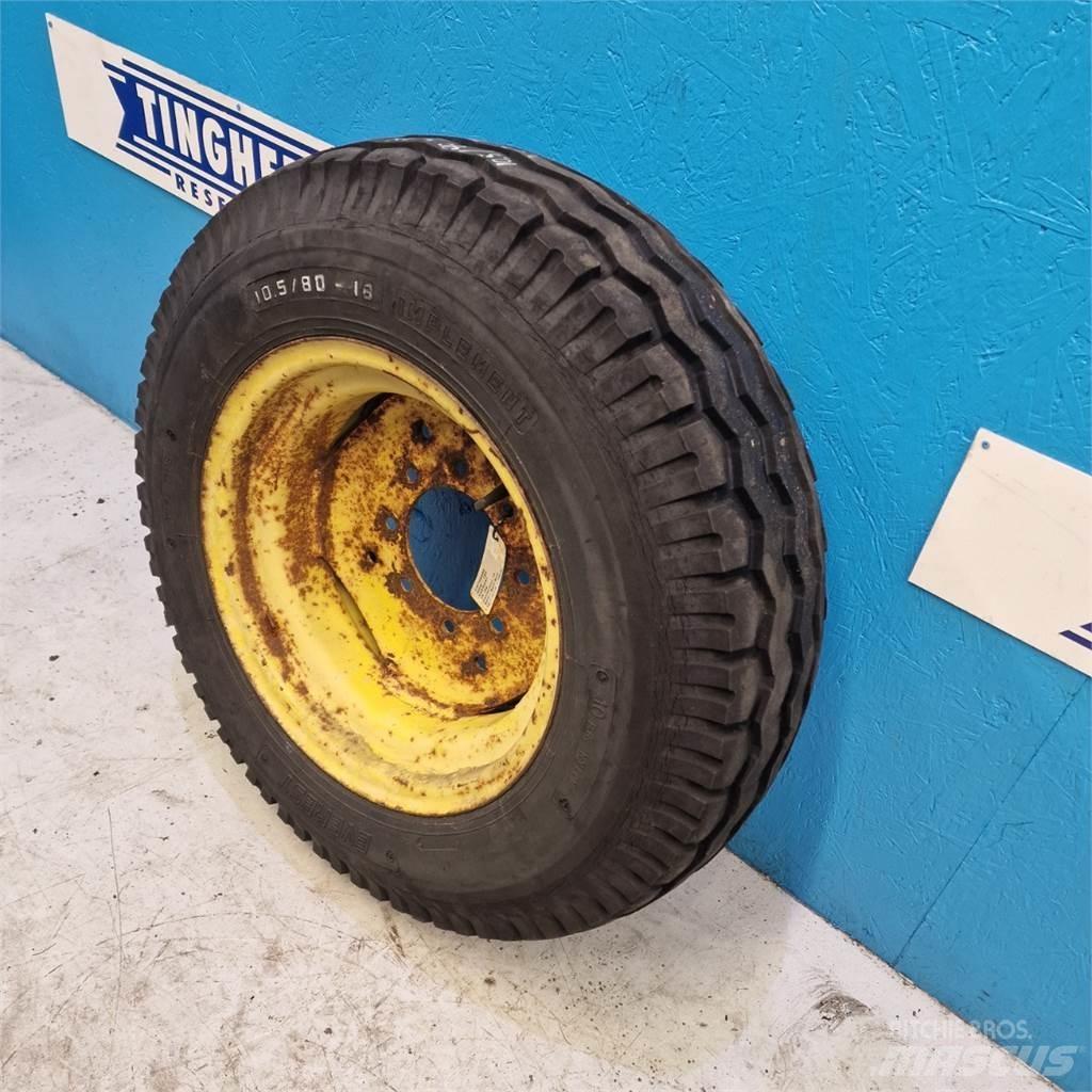  18 10.5/80-18 Tires, wheels and rims