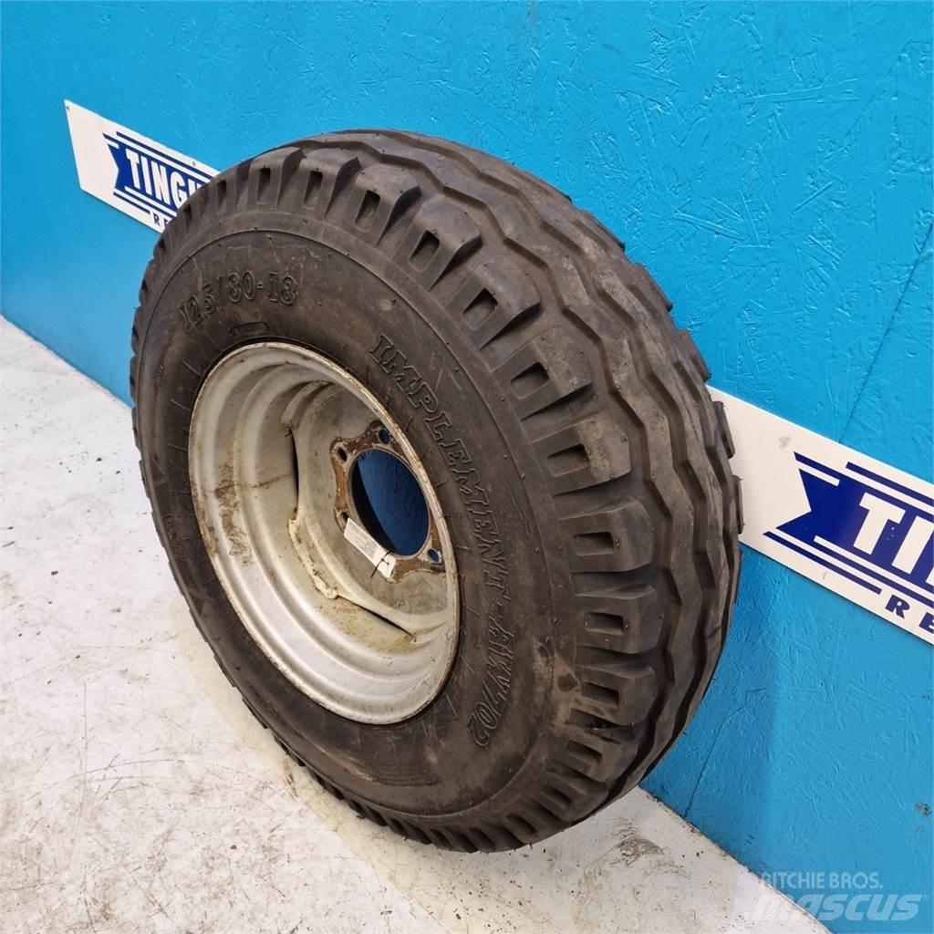  18 12.5/80-18 Tires, wheels and rims