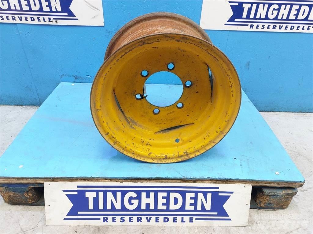  18 12.5x18 Tires, wheels and rims