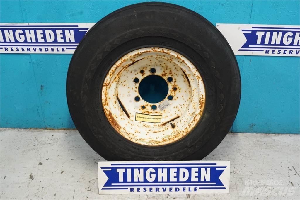  18 13.0/65-18 Tires, wheels and rims