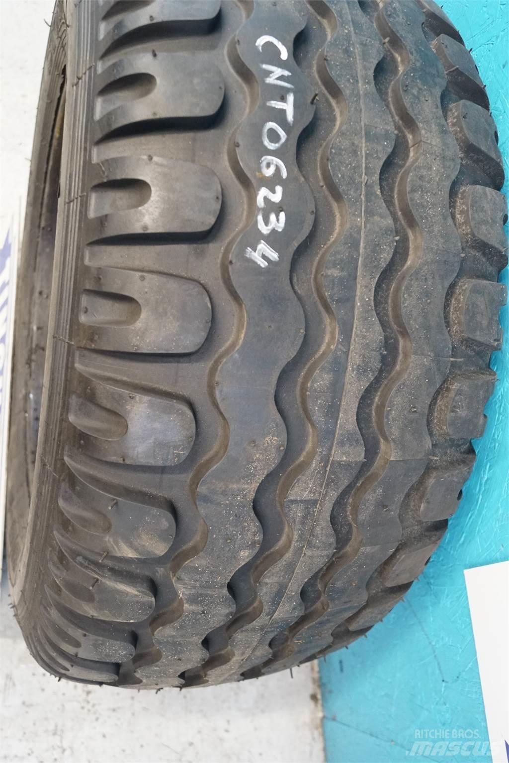  18 13.0/65-18 Tires, wheels and rims
