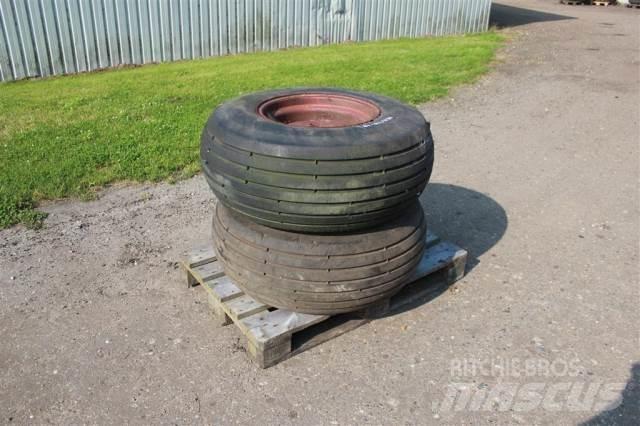  18 15.0/70-18 Tires, wheels and rims