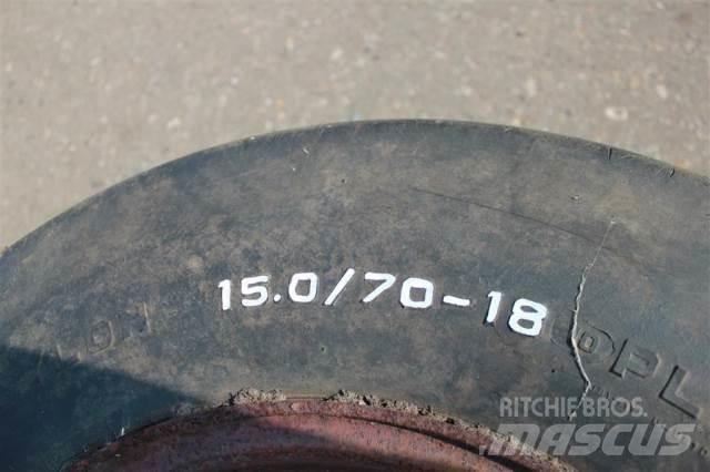  18 15.0/70-18 Tires, wheels and rims