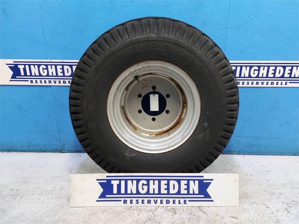  18 15.0/70-18 Tires, wheels and rims