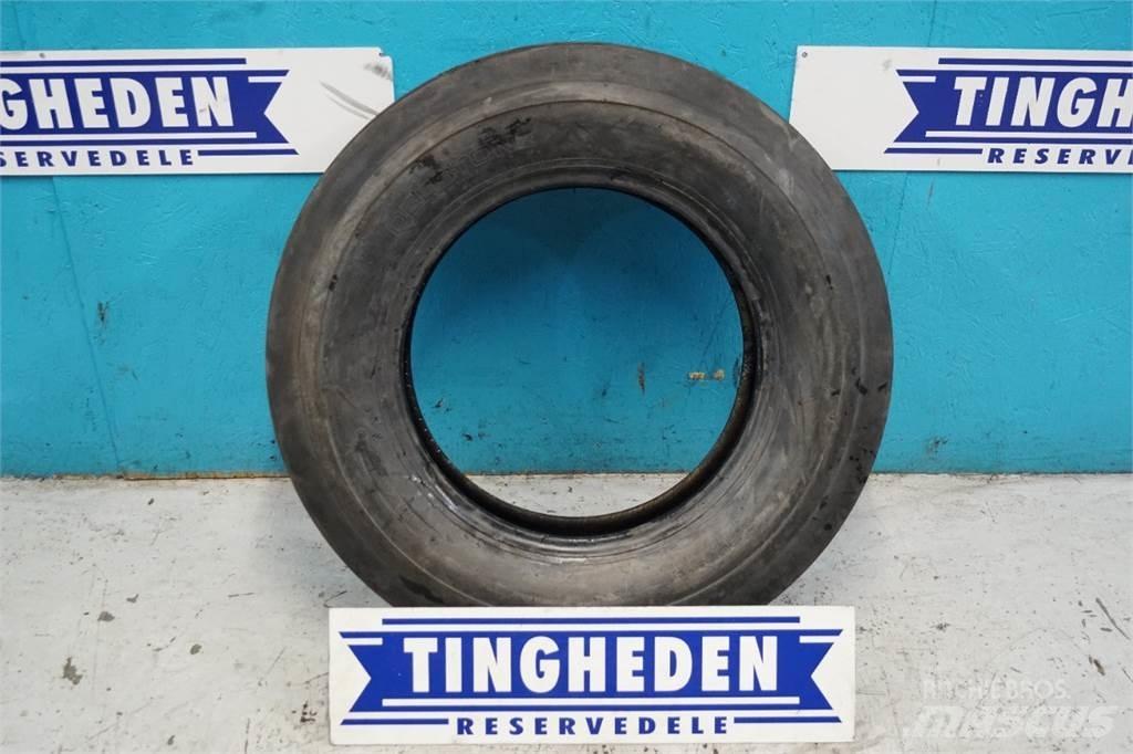  18 750-18 Tires, wheels and rims