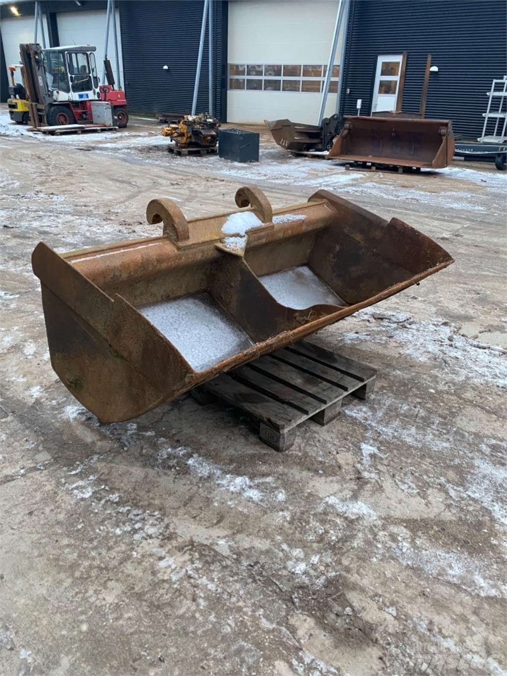  2000mm Buckets