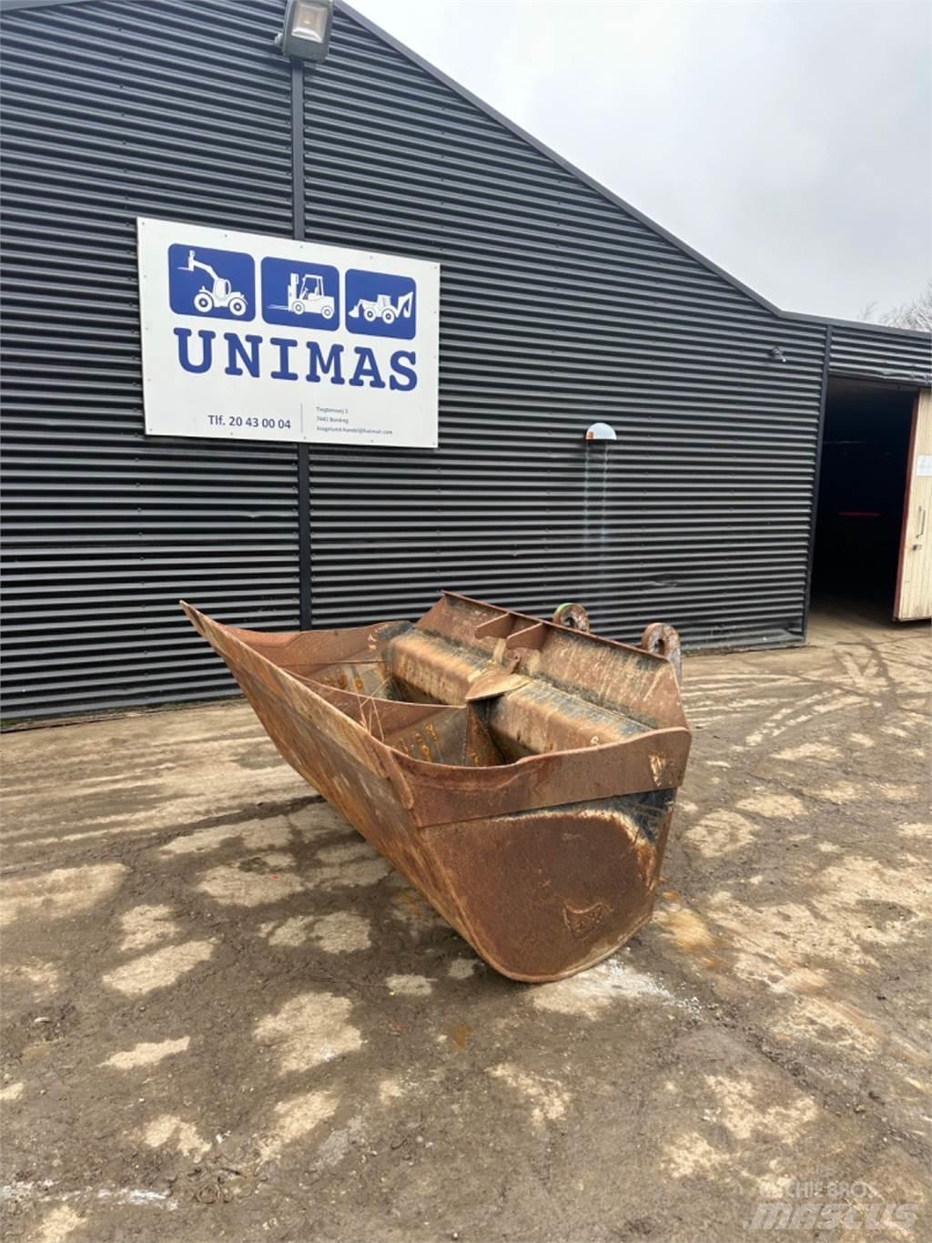 2000mm Buckets