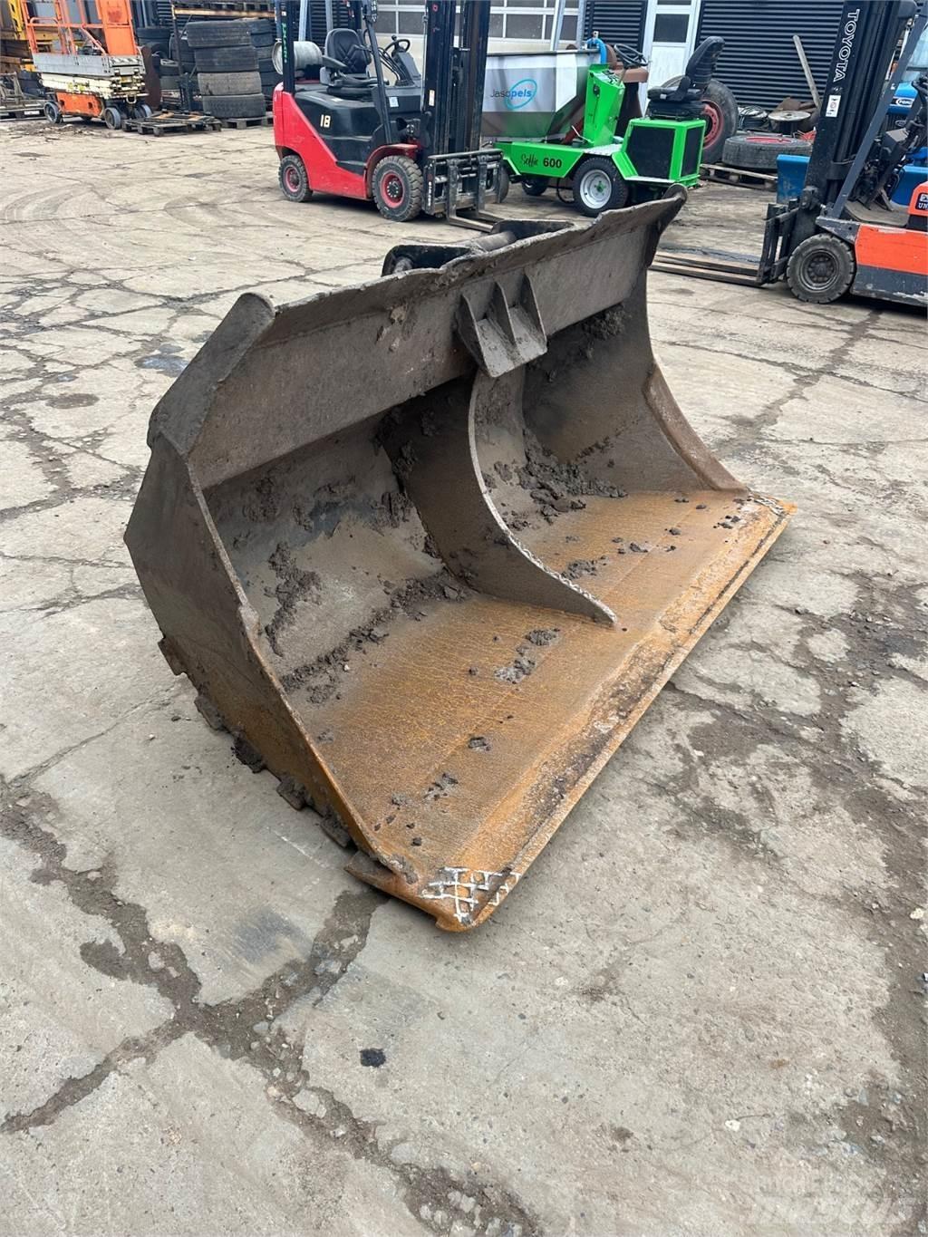  2200mm Buckets