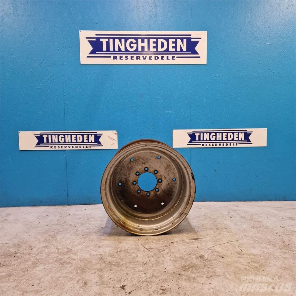  24 24xW15L Tires, wheels and rims