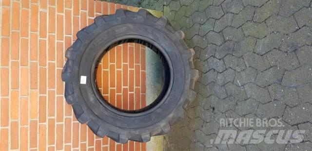  24 405/70-24 Tires, wheels and rims
