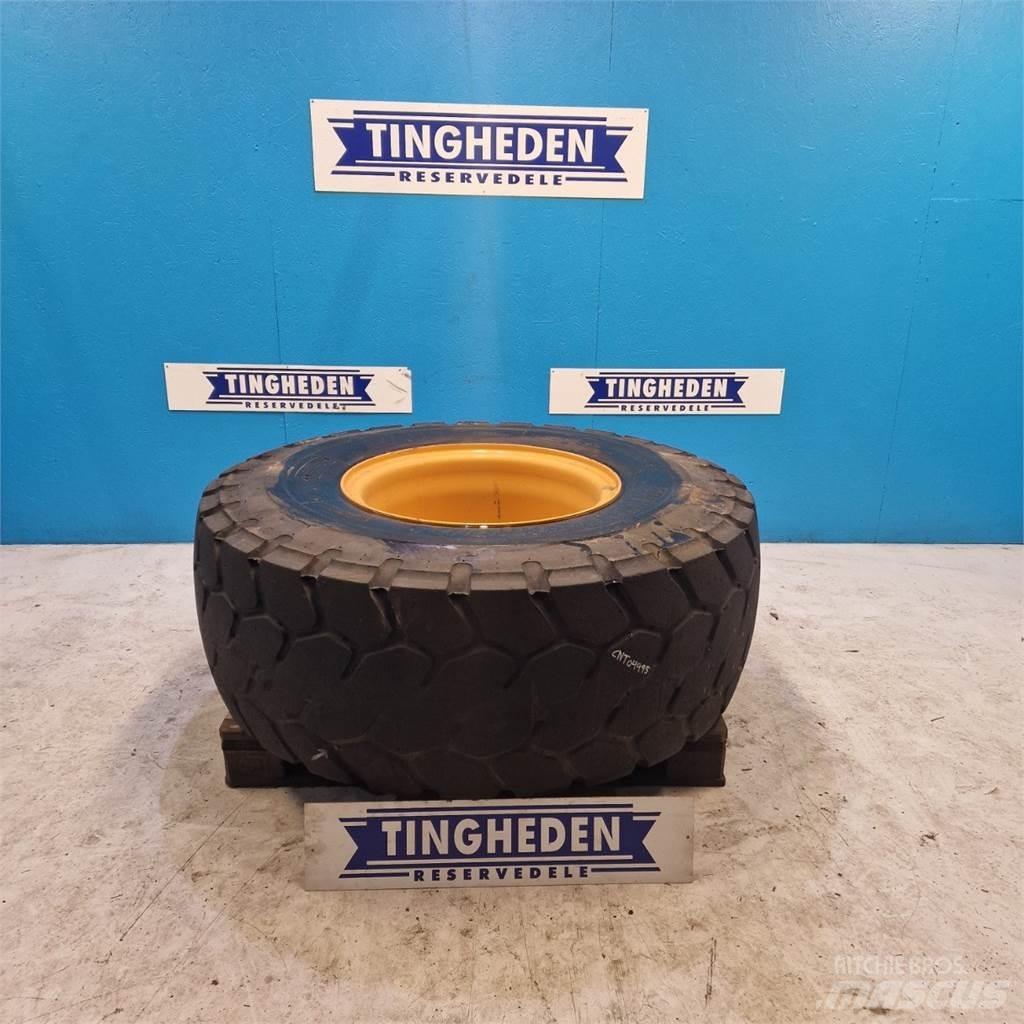  25 20.5R25 Tires, wheels and rims