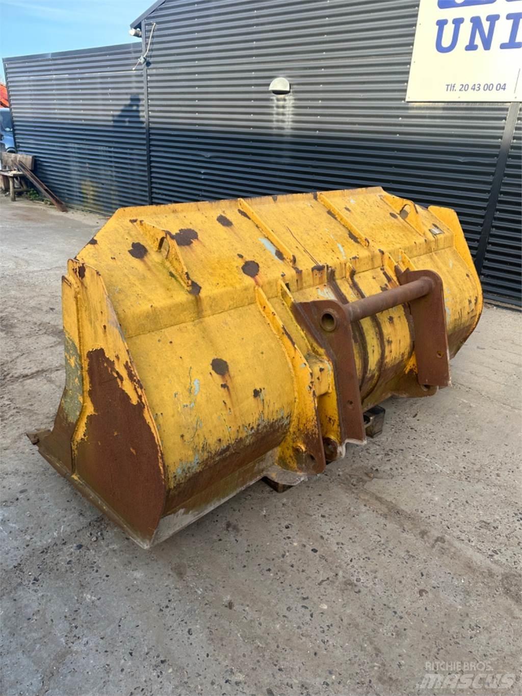  2500mm Buckets