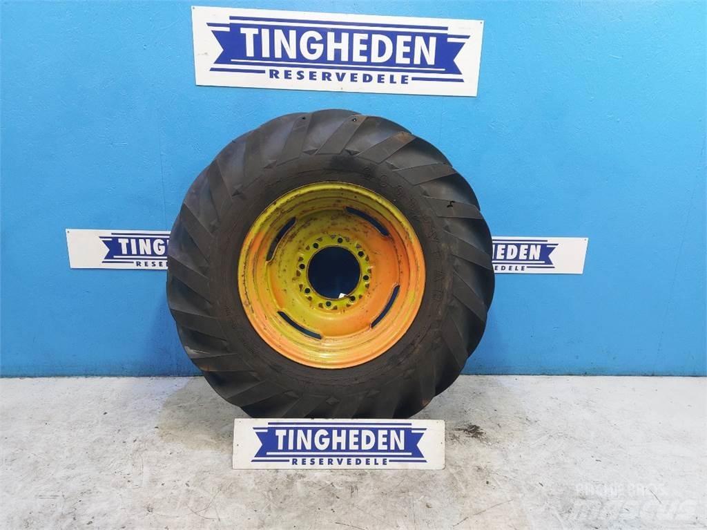  26 14.9/13-26 Tires, wheels and rims