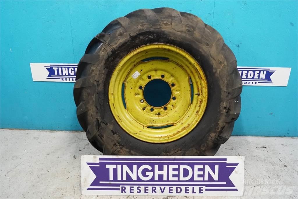  26 16.9/14-26 Tires, wheels and rims