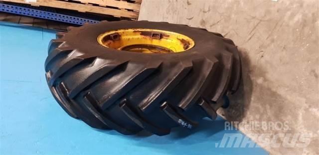  26 18.4-26 Tires, wheels and rims