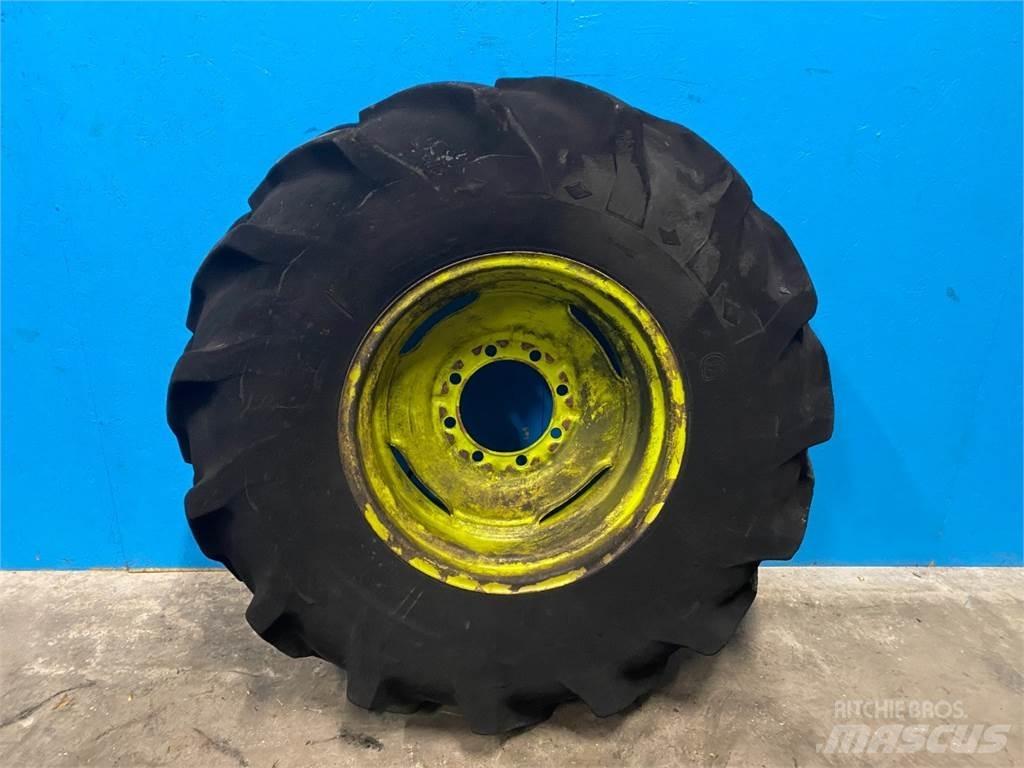  26 18.4-26 Tires, wheels and rims