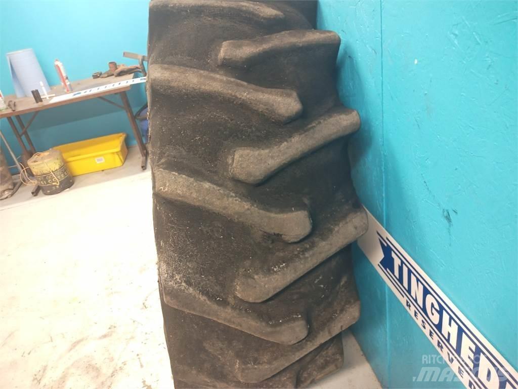  26 18.4-26 Tires, wheels and rims