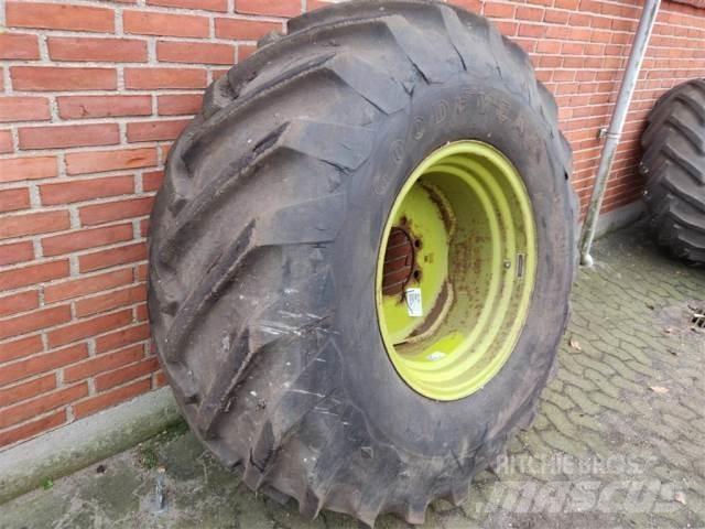  26 23.1/18-26 Tires, wheels and rims