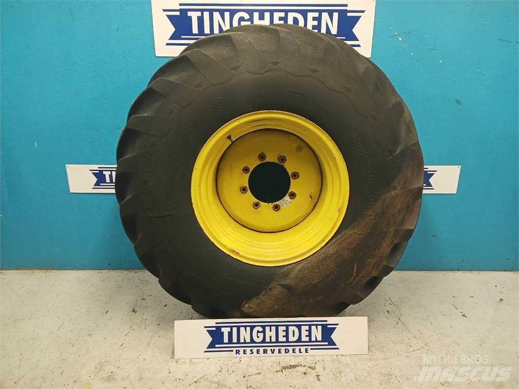  26 23.1/18-26 Tires, wheels and rims
