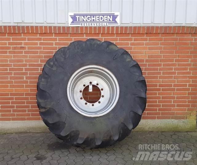  26 23.1-26 Tires, wheels and rims