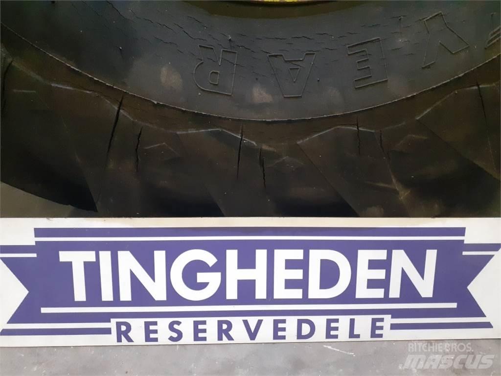  26 23.1-26 Tires, wheels and rims