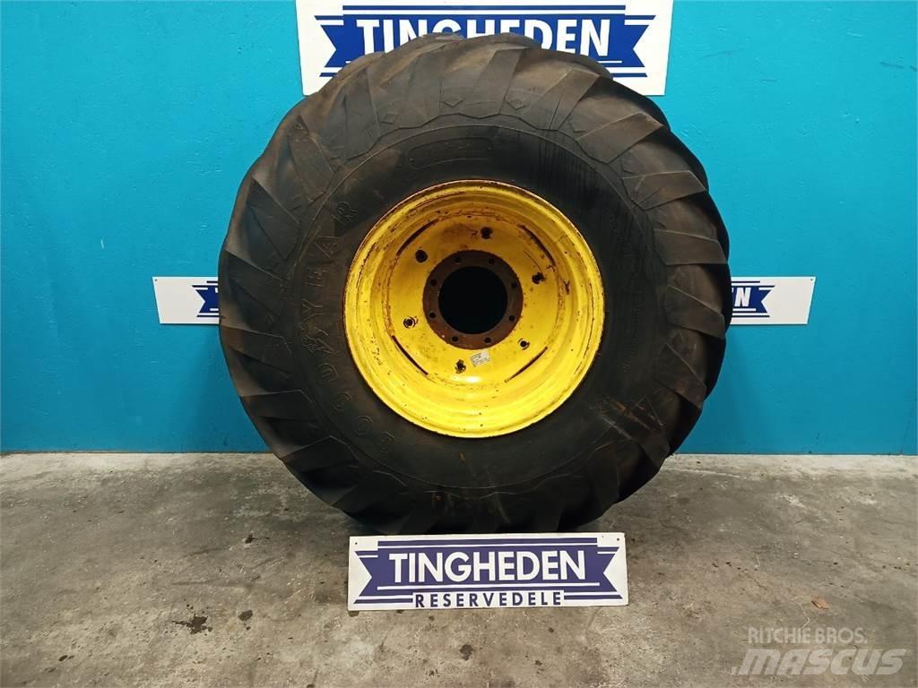  26 23.1-26 Tires, wheels and rims