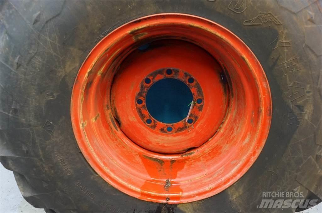  26 23.1-26 Tires, wheels and rims