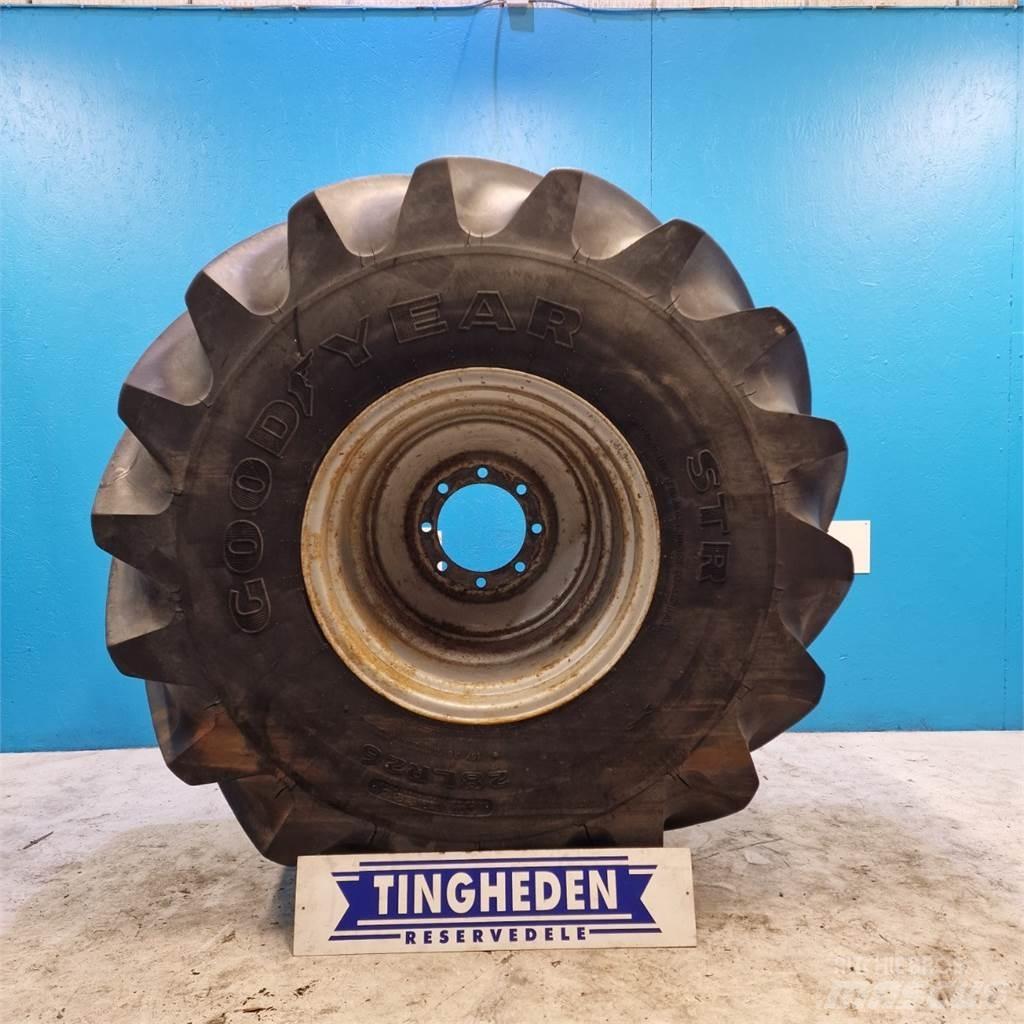  26 28 LR 26 Tires, wheels and rims