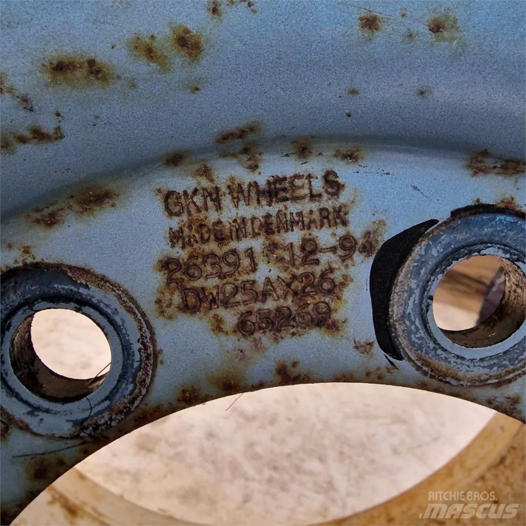  26 28 LR 26 Tires, wheels and rims
