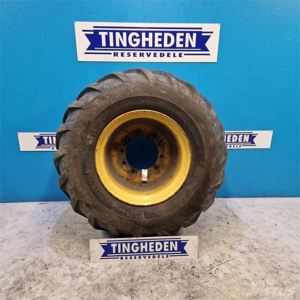  26.5 600-26.5 Tires, wheels and rims