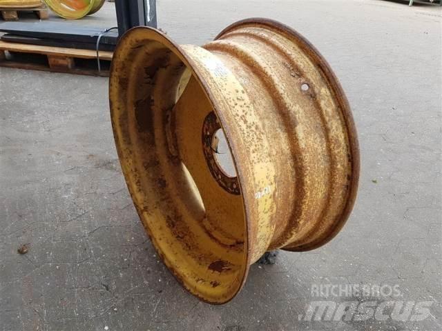  26 DW12X26 Tires, wheels and rims