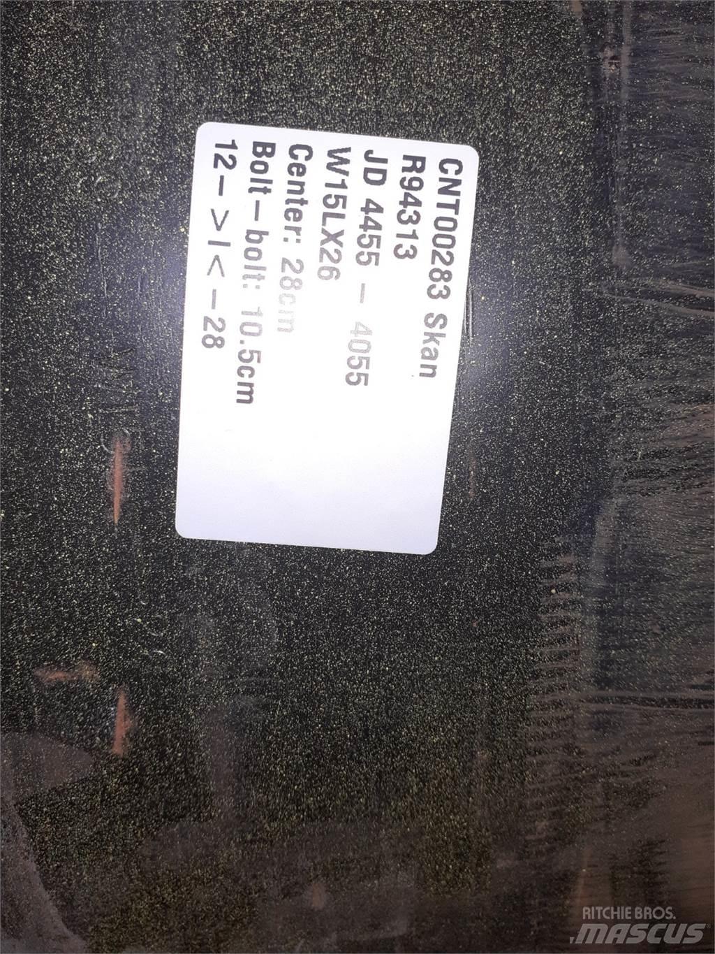 26 W15LX26 Tires, wheels and rims