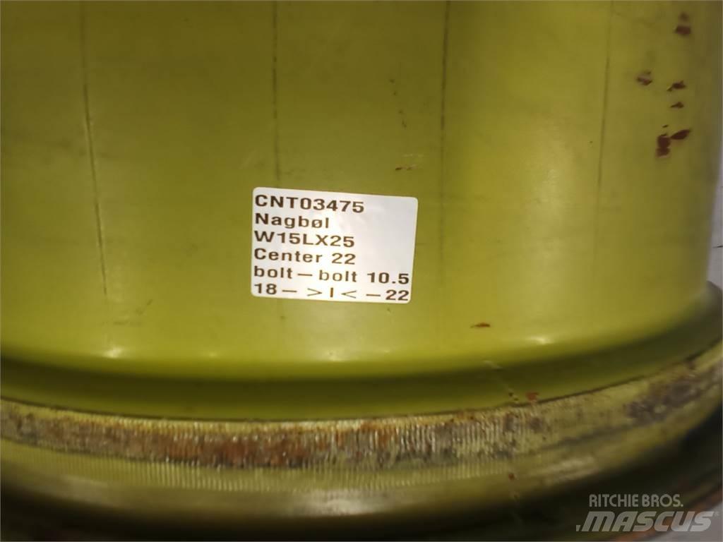  26 W15LX26 Tires, wheels and rims