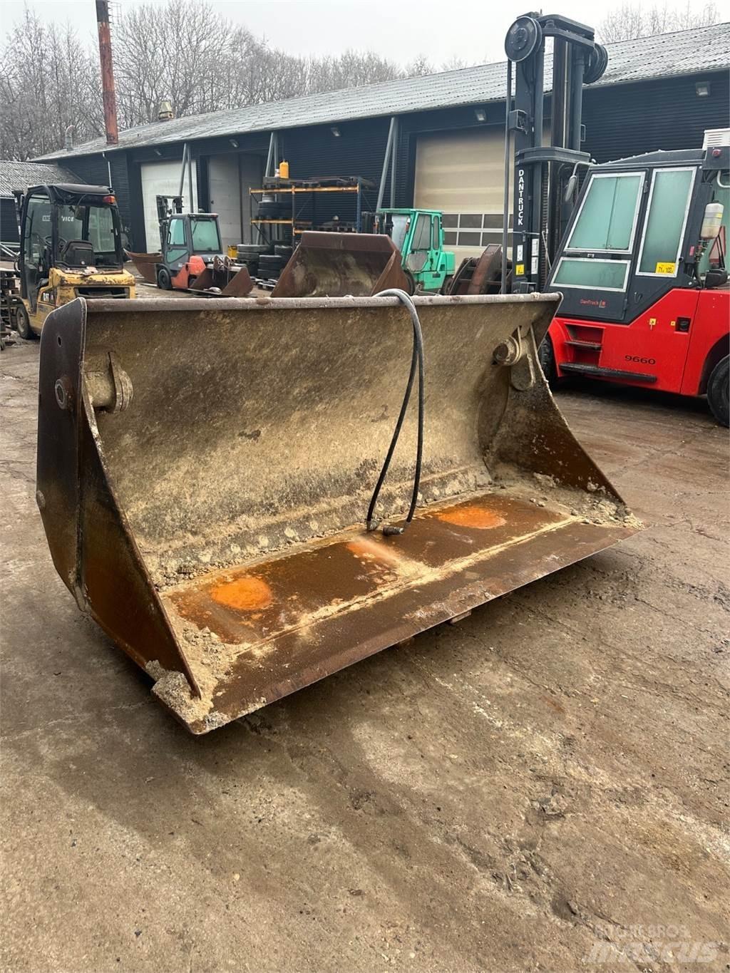  2700mm Blades