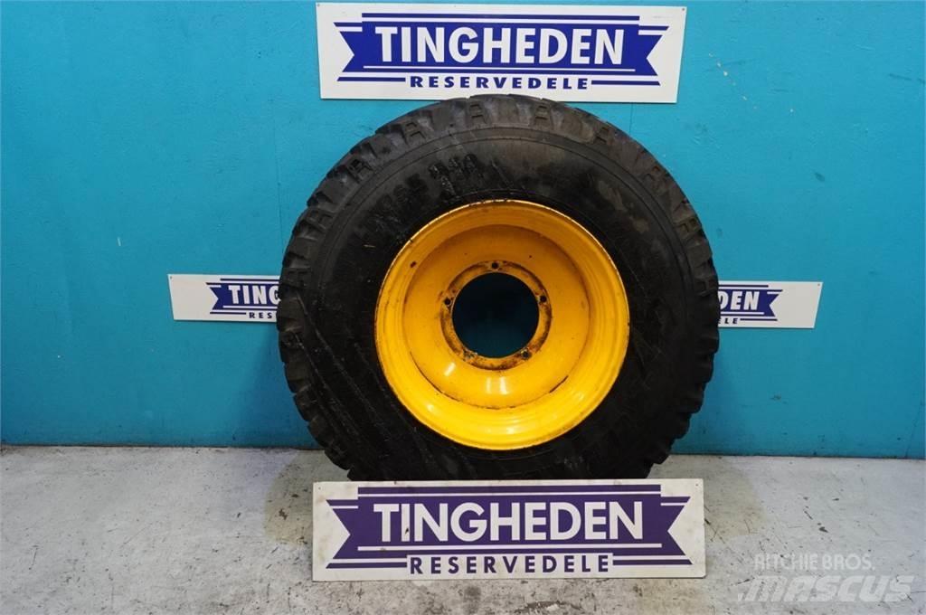  28 440/80R28 Tires, wheels and rims