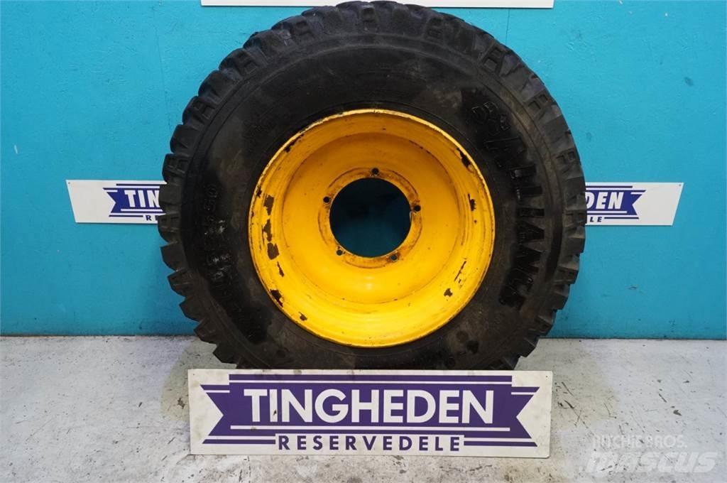  28 440/80R28 Tires, wheels and rims
