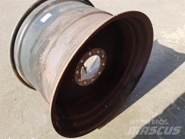  28 W18LX28 Tires, wheels and rims