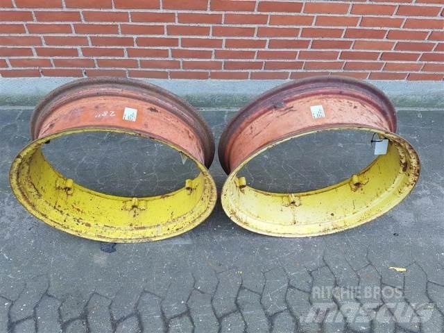  28 W9X28 Tires, wheels and rims