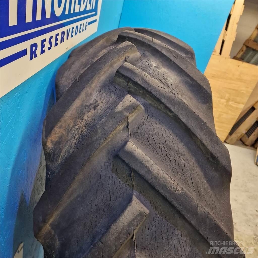  30 18.4-30 Tires, wheels and rims