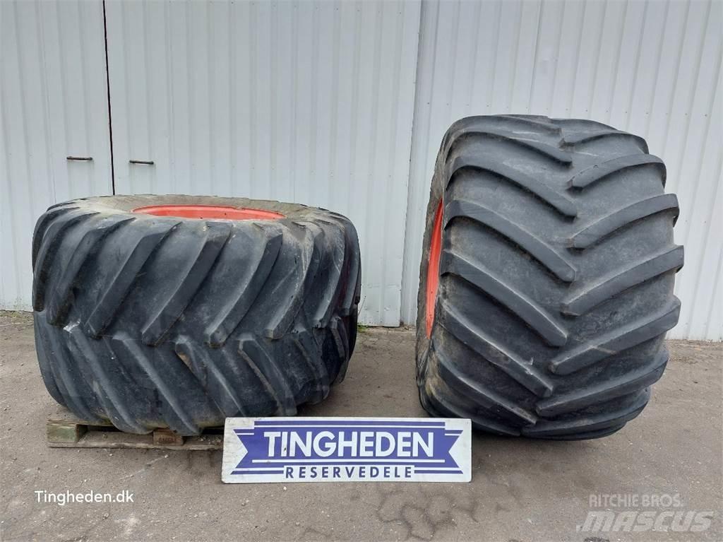  32 1050/50 R32 Tires, wheels and rims
