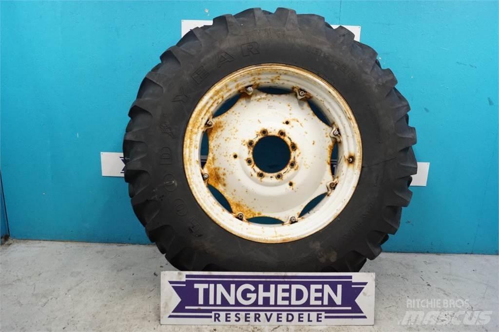  38 18.4-38 Tires, wheels and rims