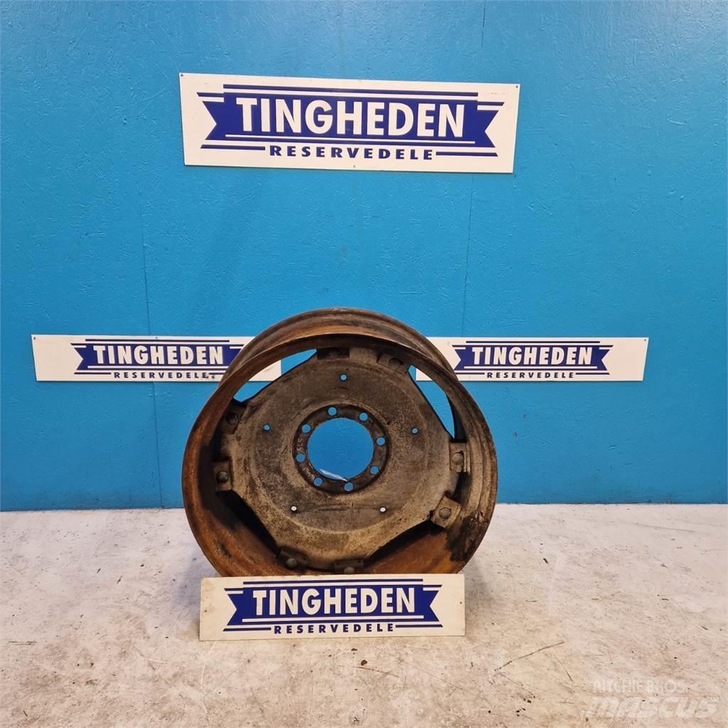  38 DW14x38 Tires, wheels and rims