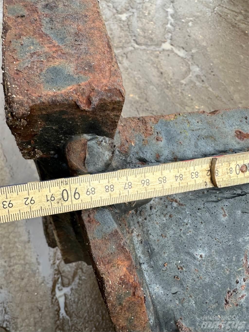  500-900mm Buckets