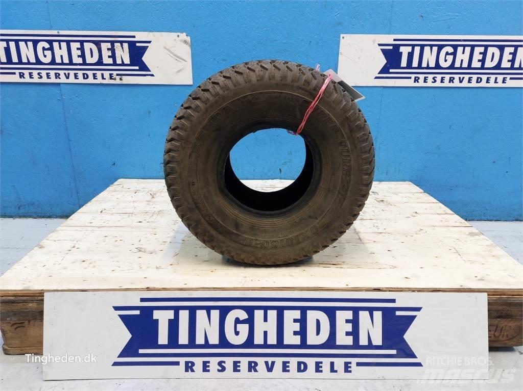  8 20x10.00-8 Tires, wheels and rims