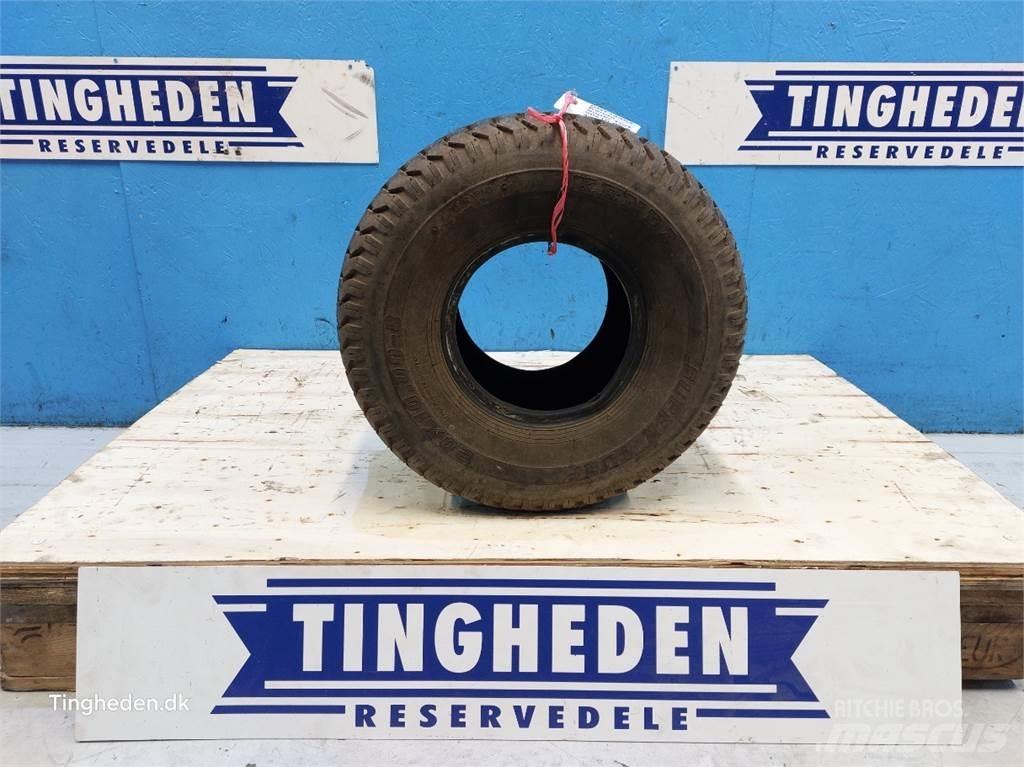  8 20x10.00-8 Tires, wheels and rims
