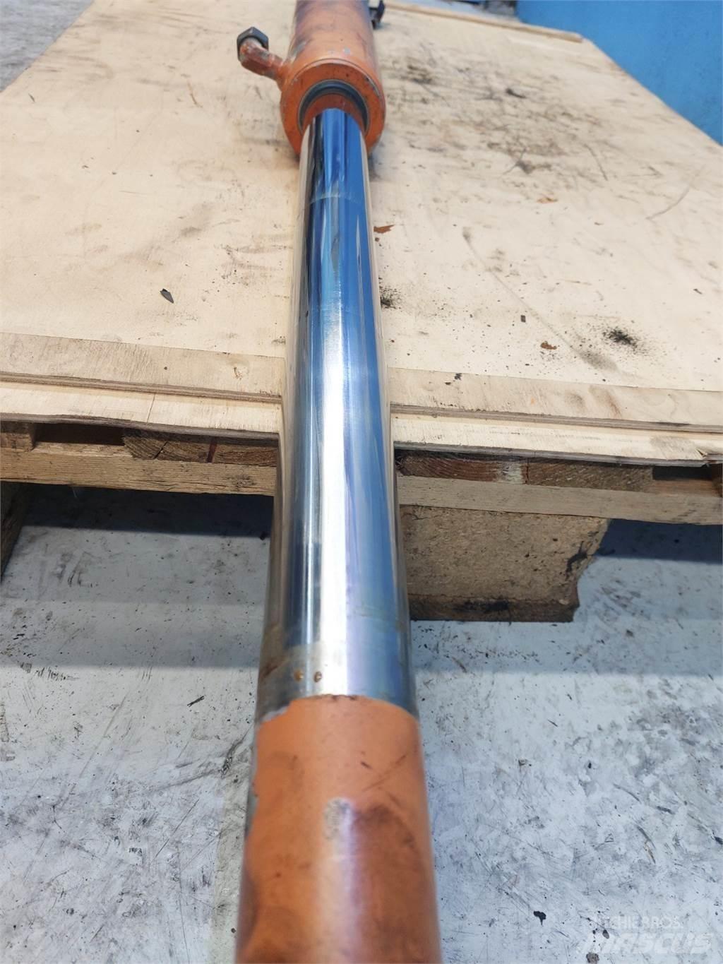 Atlas AR60 Booms and dippers