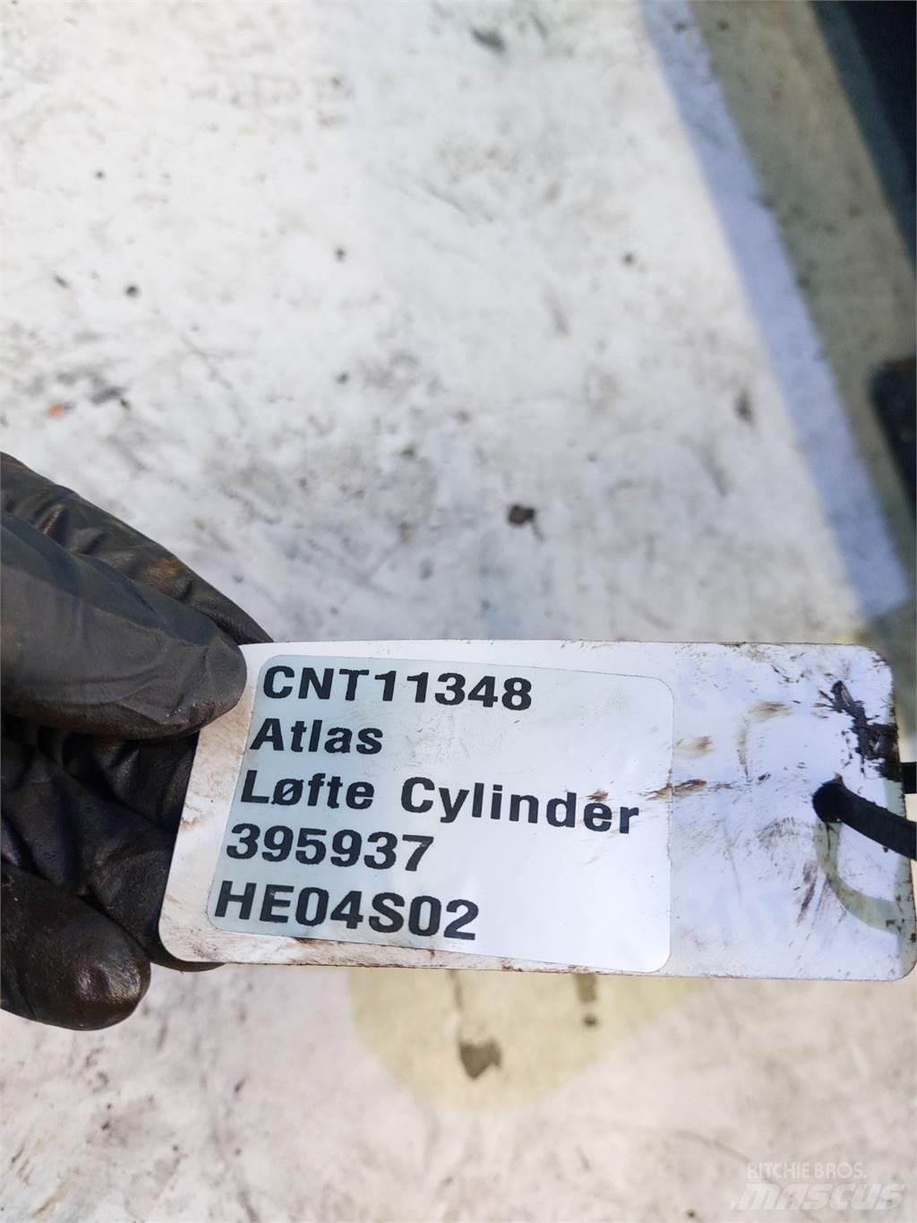 Atlas AR60 Booms and dippers