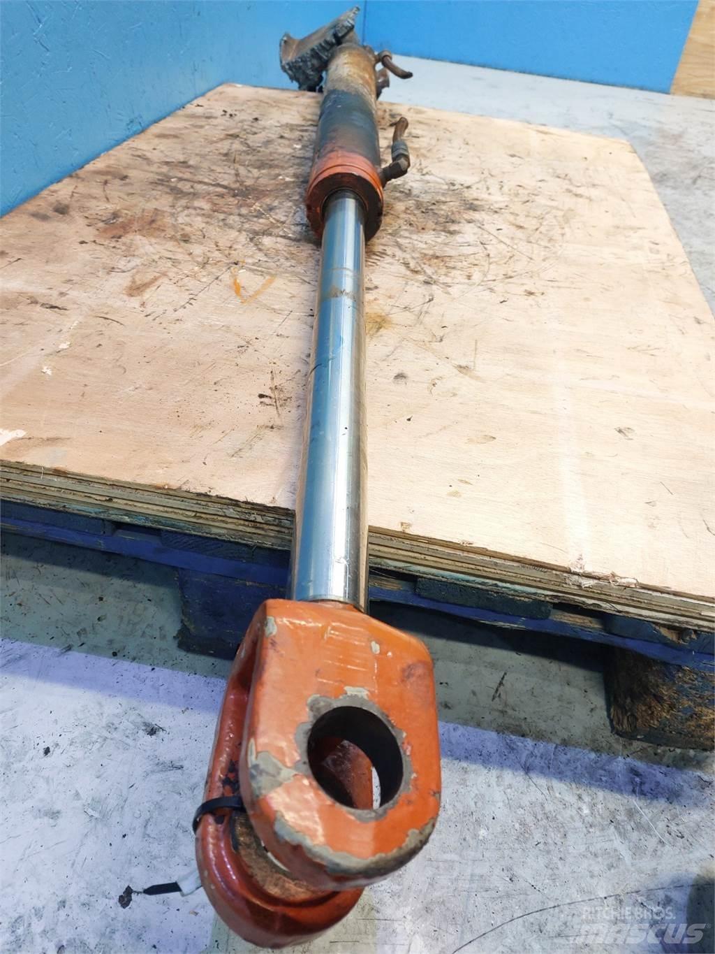 Atlas AR60 Booms and dippers