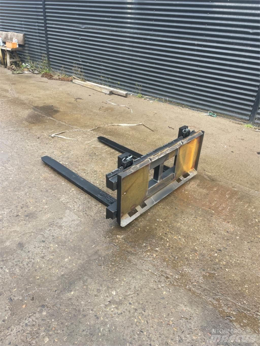 Bobcat Mustang Mini Loader