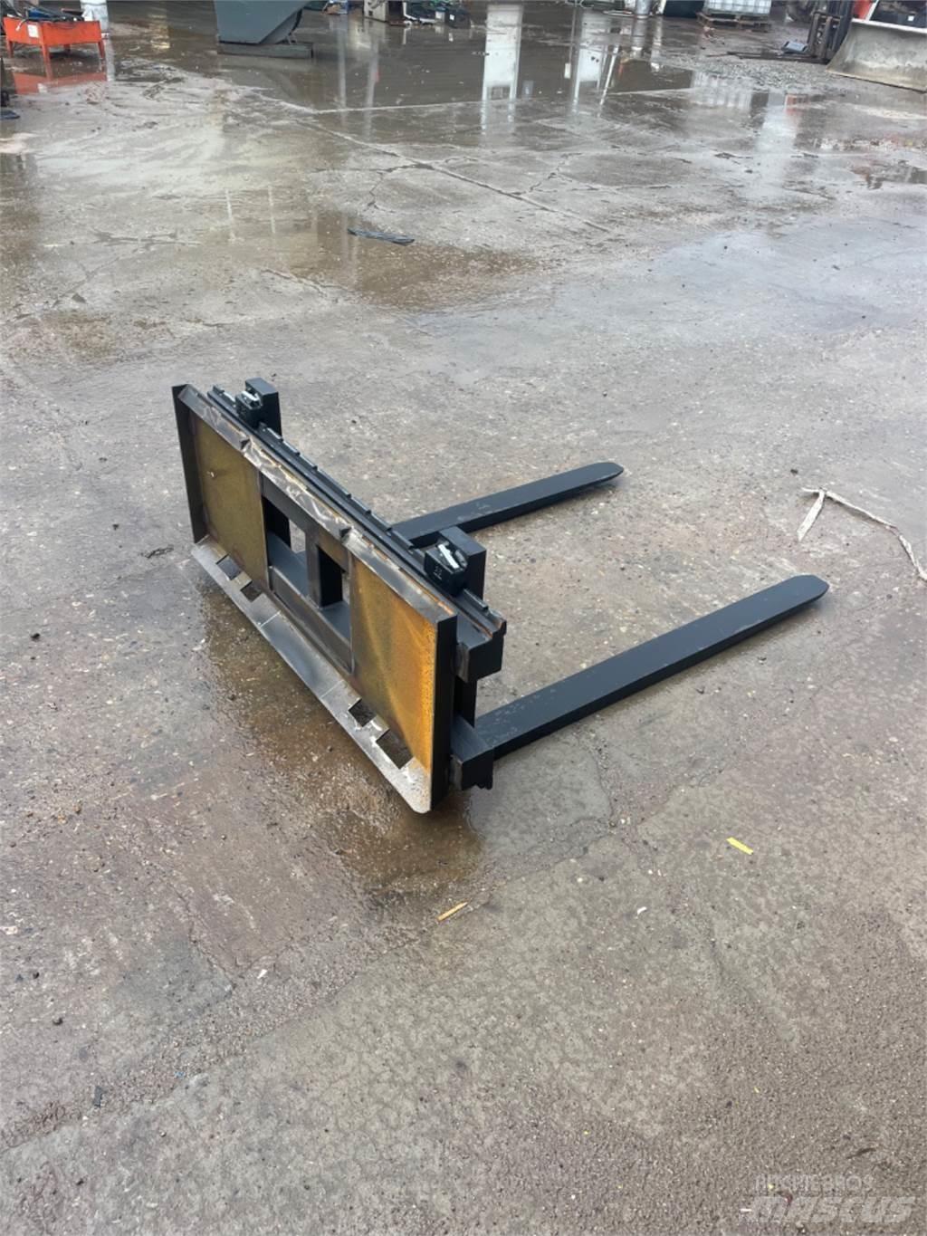 Bobcat Mustang Mini Loader